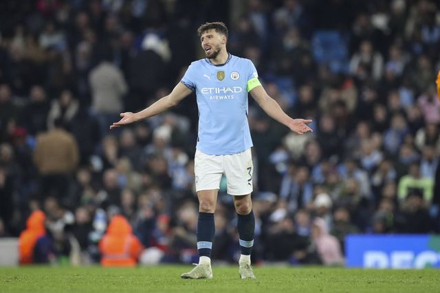 Rúben Dias a representar o Man. City