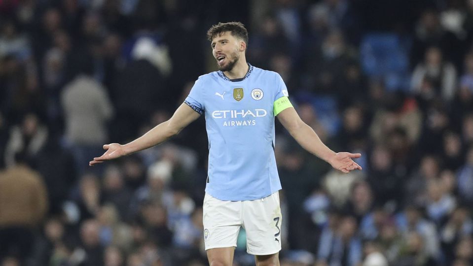 Rúben Dias a representar o Man. City