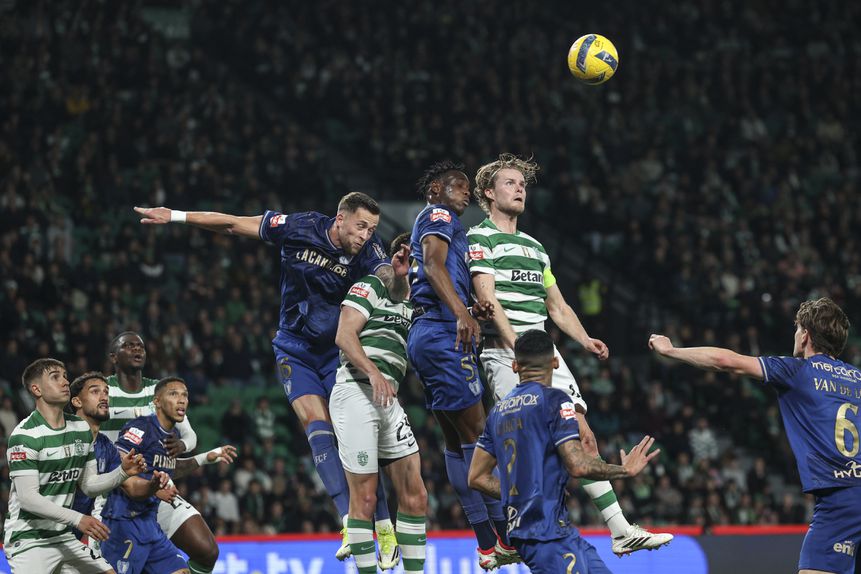 Ibrahima Ba foi um gigante na defensiva famalicense e ainda marcou um golaço... que acabou invalidado - Foto: Miguel A. Lopes/LUSA