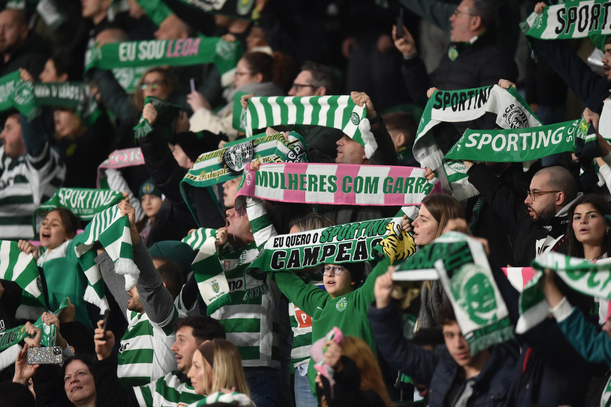 Adeptos do Sporting em Alvalade (Foto: Miguel Nunes)