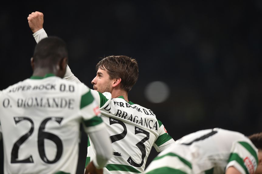 Daniel Bragança celebra golo aos 82' - Foto: MIGUEL NUNES