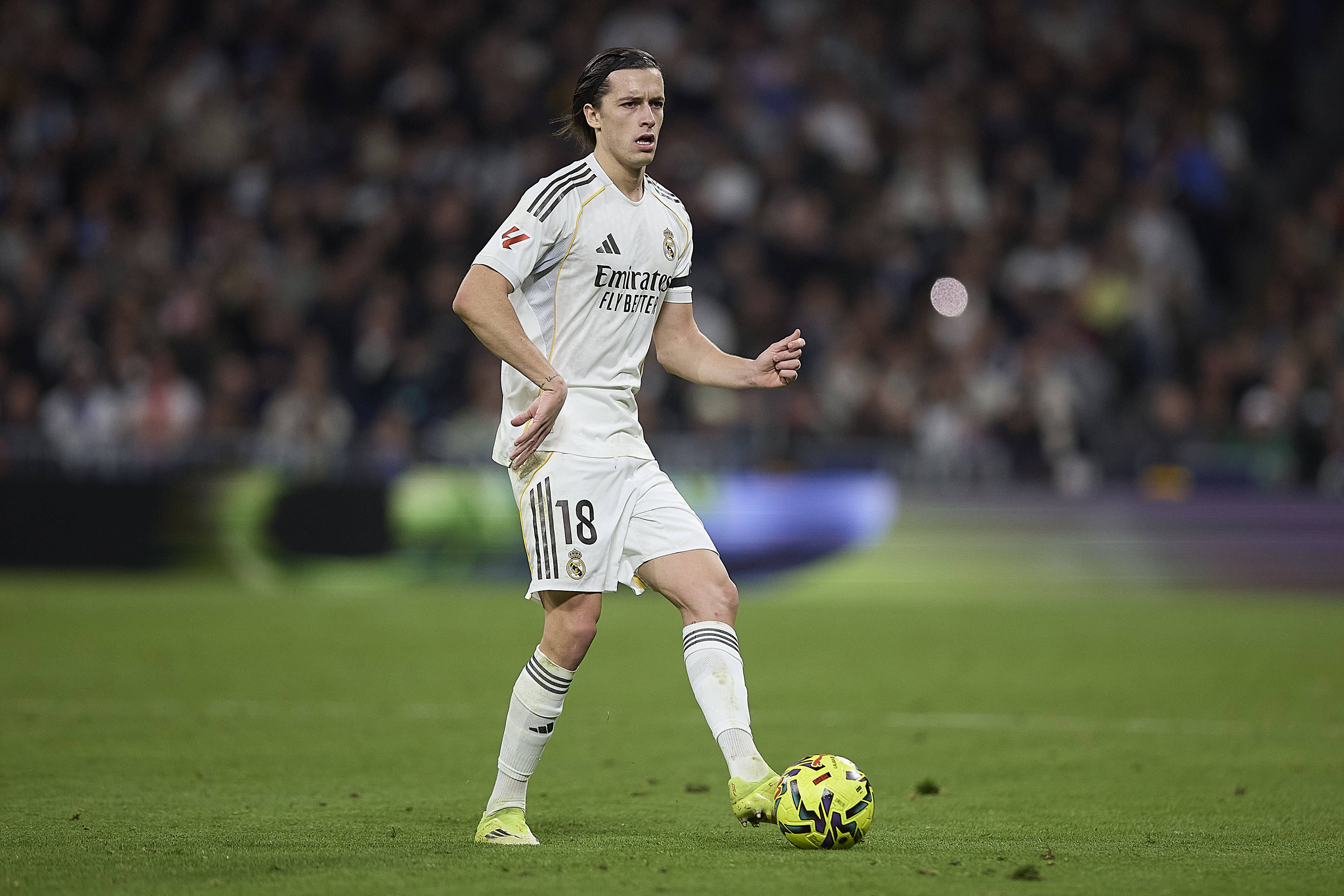 Álvaro Carreras regressou ao Real Madrid no verão após evidenciar-se no Benfica