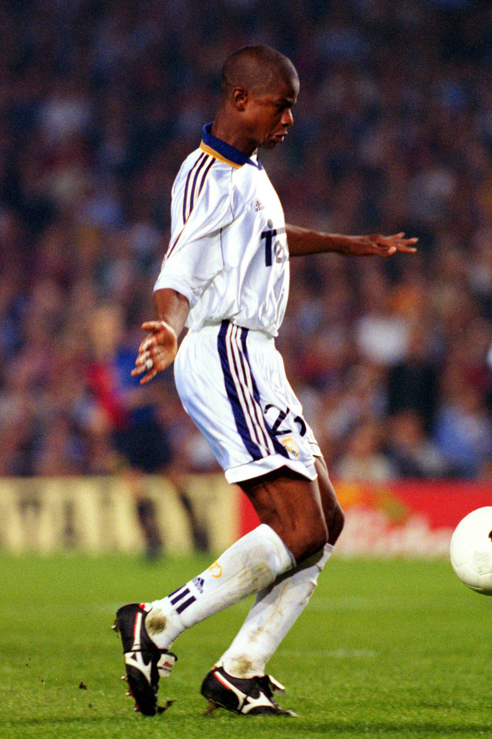 Júlio César fez 33 jogos pelo Real Madrid entre 1999 e 2000