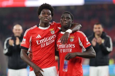 Anísio Cabral e Banjaqui, ponta de lança e lateral-esquerdo do Benfica (foto: Imago)
