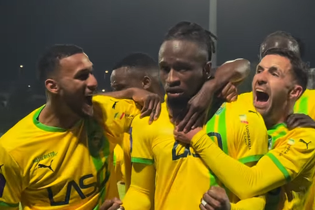 Mafra faz a festa frente ao Varzim (Foto: Mafra)