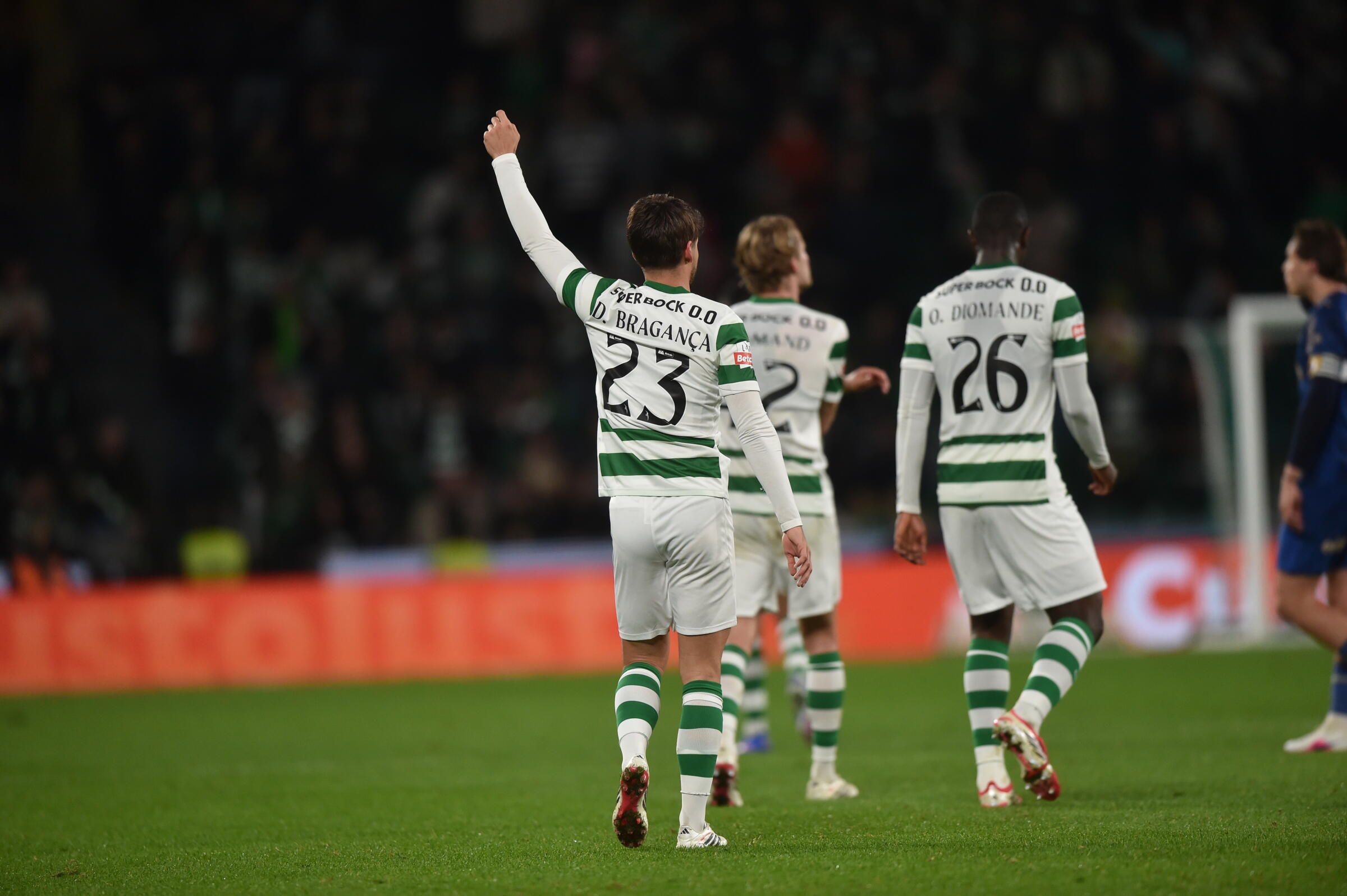 Festejos de Daniel Bragança (Foto: Miguel Nunes)