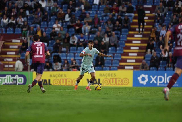 Esquerdino já dava mostras de toda a sua qualidade durante a formação, agora está a confirmá-la no patamar profissional