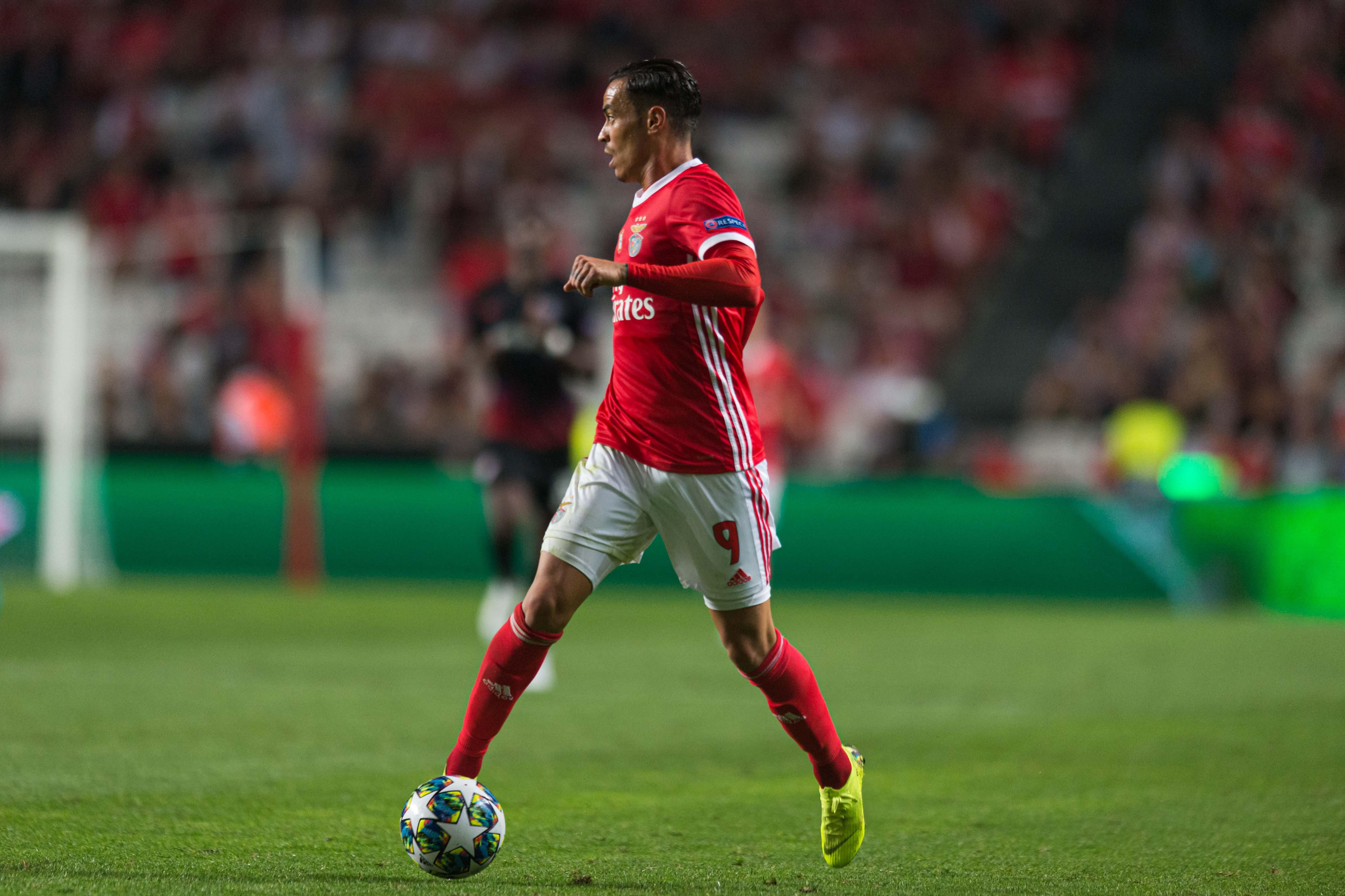 Raúl de Tomás esteve meia época no Benfica, em 2019/2020, e fez três golos em 17 jogos