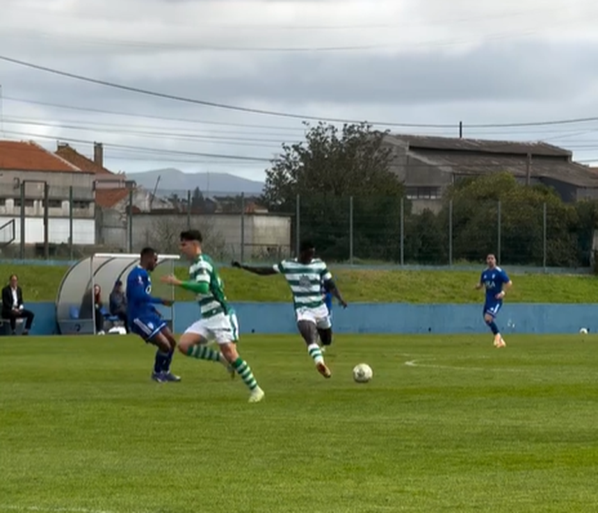 Que golaço de Niang - Foto: SC Covilhã