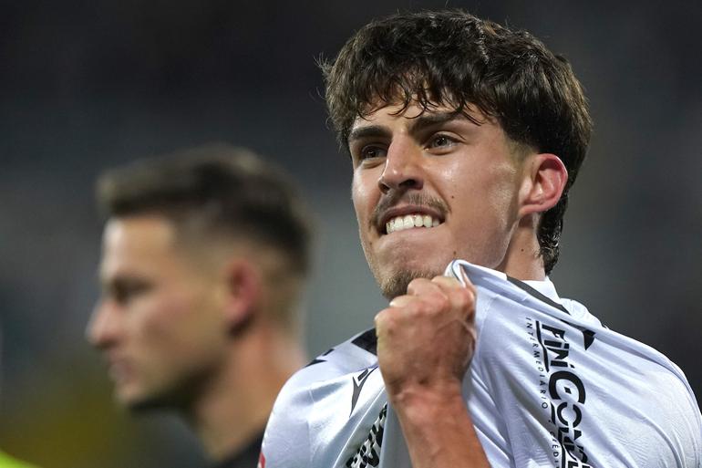 Diogo Sousa estreou-se a marcar pelo 'seu' Vitória, onde joga desde 2014 - Foto: Hugo Delgado/LUSA