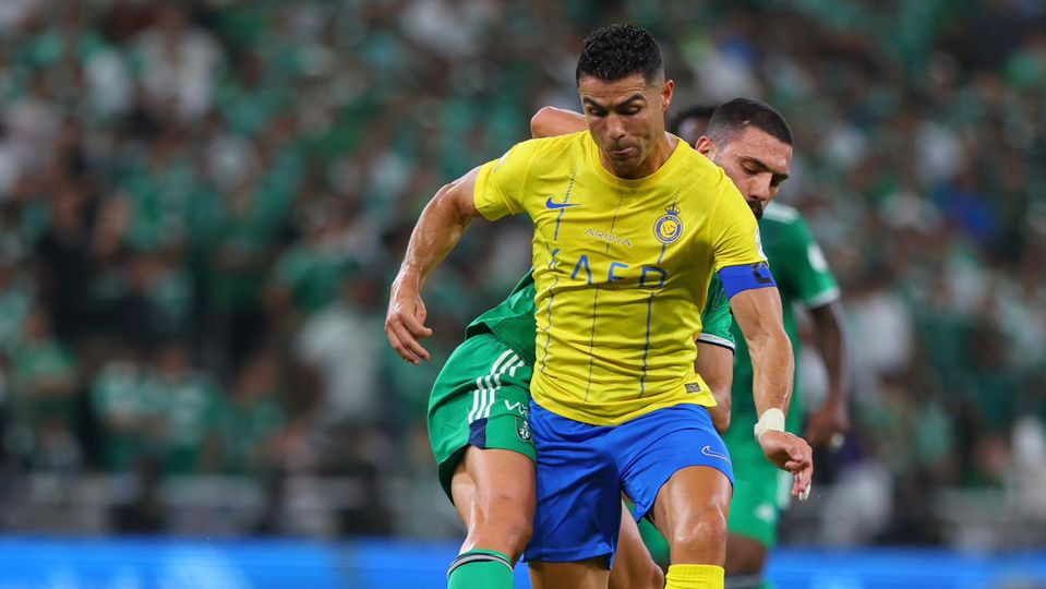 Ronaldo marca de penálti e Al Nassr consolida segundo lugar