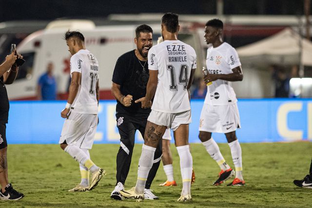 Oliveira foi expulso e desabafa: «Não gostaria de ser árbitro…»