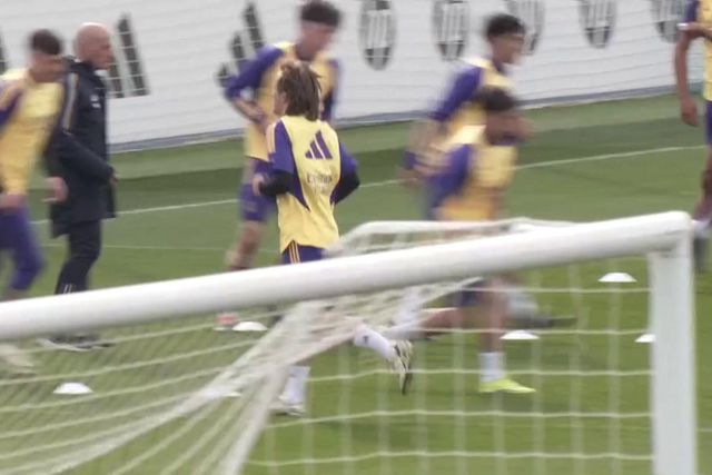 O treino do Real Madrid antes do jogo contra o Osasuna