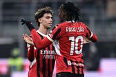 Rafael Leão e João Félix comemoram golo do Milan