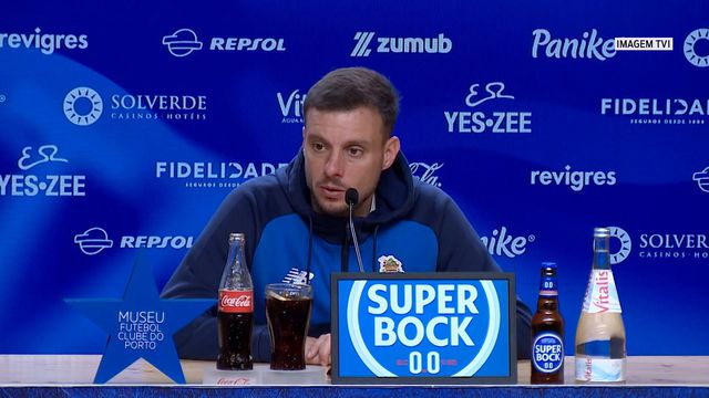 «Eustáquio a líbero? Gosto de jogadores que dão várias soluções»