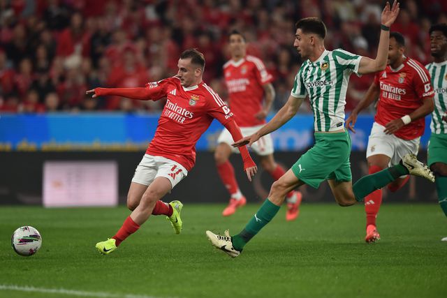 Akturkoglu e Tiknaz no Benfica-Rio Ave da 1.ª volta da Liga, que o Benfica venceu por 5-0