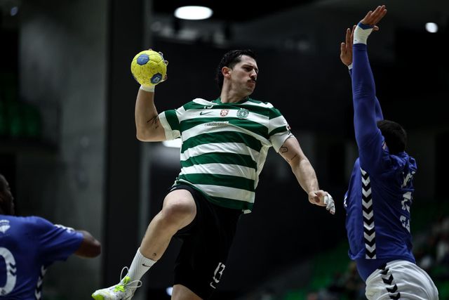 Sporting goleia Belenenses e avança para as 'meias' da Taça de Portugal