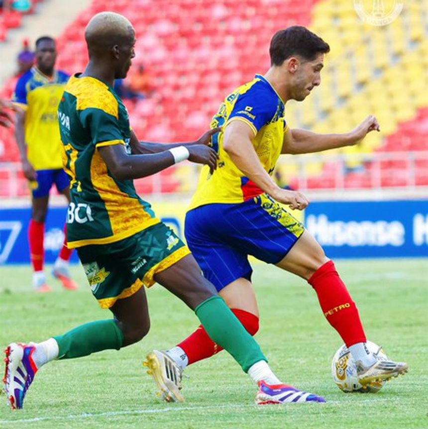 Petro de Luanda e William empataram a um golo no Estádio 11 de Novembro