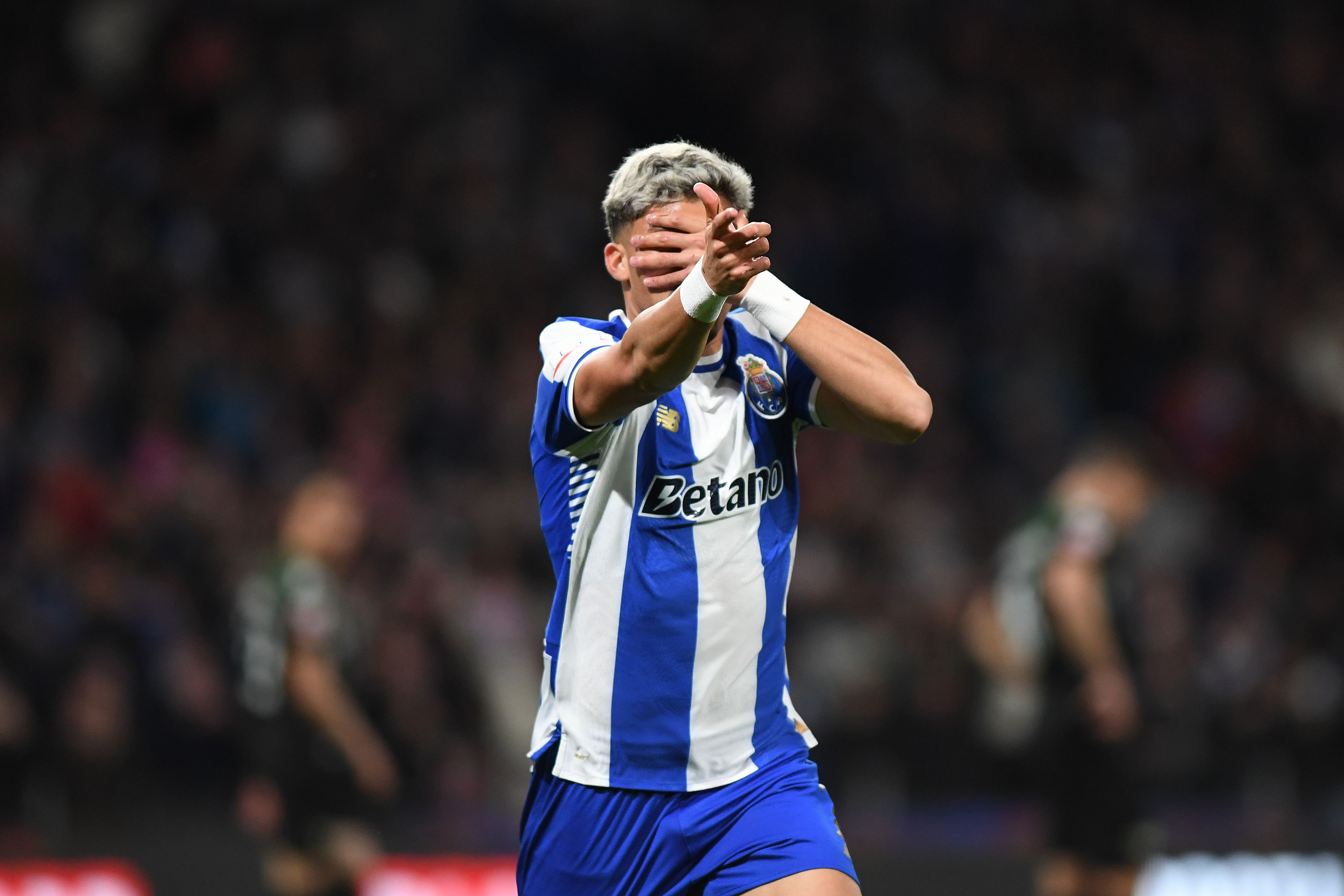 Golaço de William Gomes aos 81' - Foto: Rogério Ferreira/Kapta +