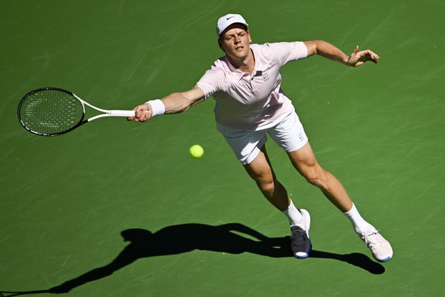 Sinner vence em Indian Wells e junta-se a Djokovic e Federer em feito histórico
