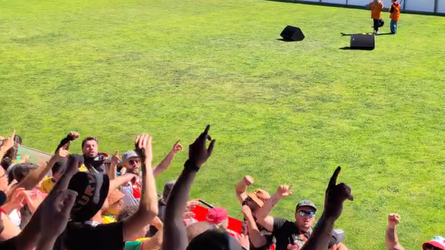 'Invasão' madeirense a Alverca deixa Marítimo a jogar em casa