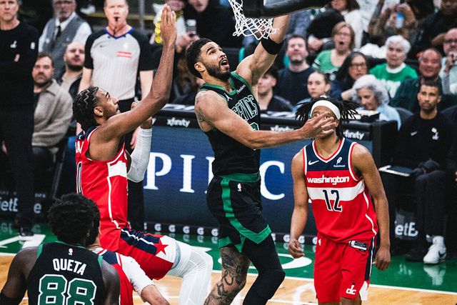 Queta e Jayson Tatum X/Boston Celtics