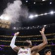 LeBron James e o regresso à NBA: «Os meus pulmões parecem os de um recém-nascido»