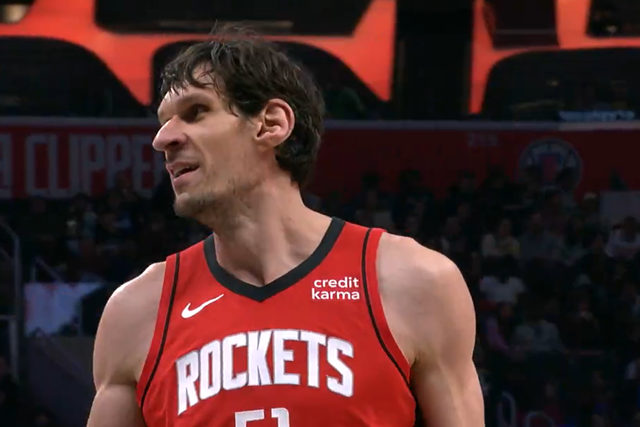 VÍDEO: Marjanovic falha lançamento de propósito por motivo insólito