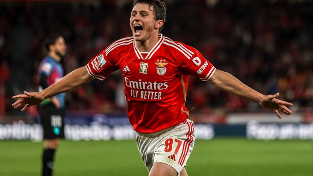 «João Neves é um craque, vai ser o que ele quiser»