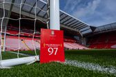 O programa do jogo do Liverpool-Crystal Palace prestou no ano passado, dia do 35.º aniversário, homenagem aos 97 falecidos em Hillsborough