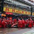 Ninguém é mais rápido que a Ferrari a trocar pneus