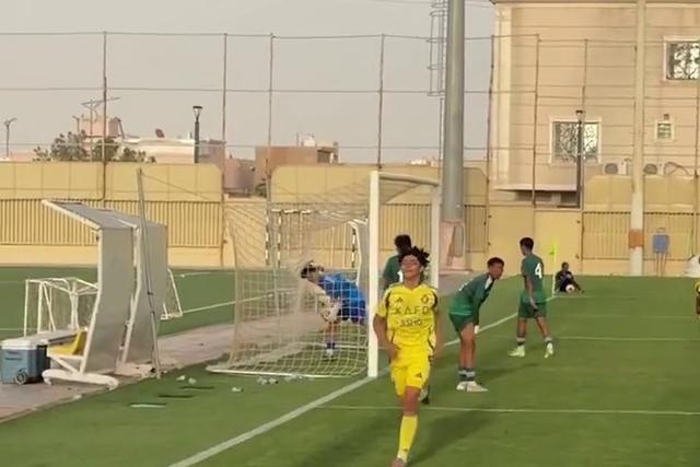 Filho de Cristiano Ronaldo marca... e o festejo só podia ser este