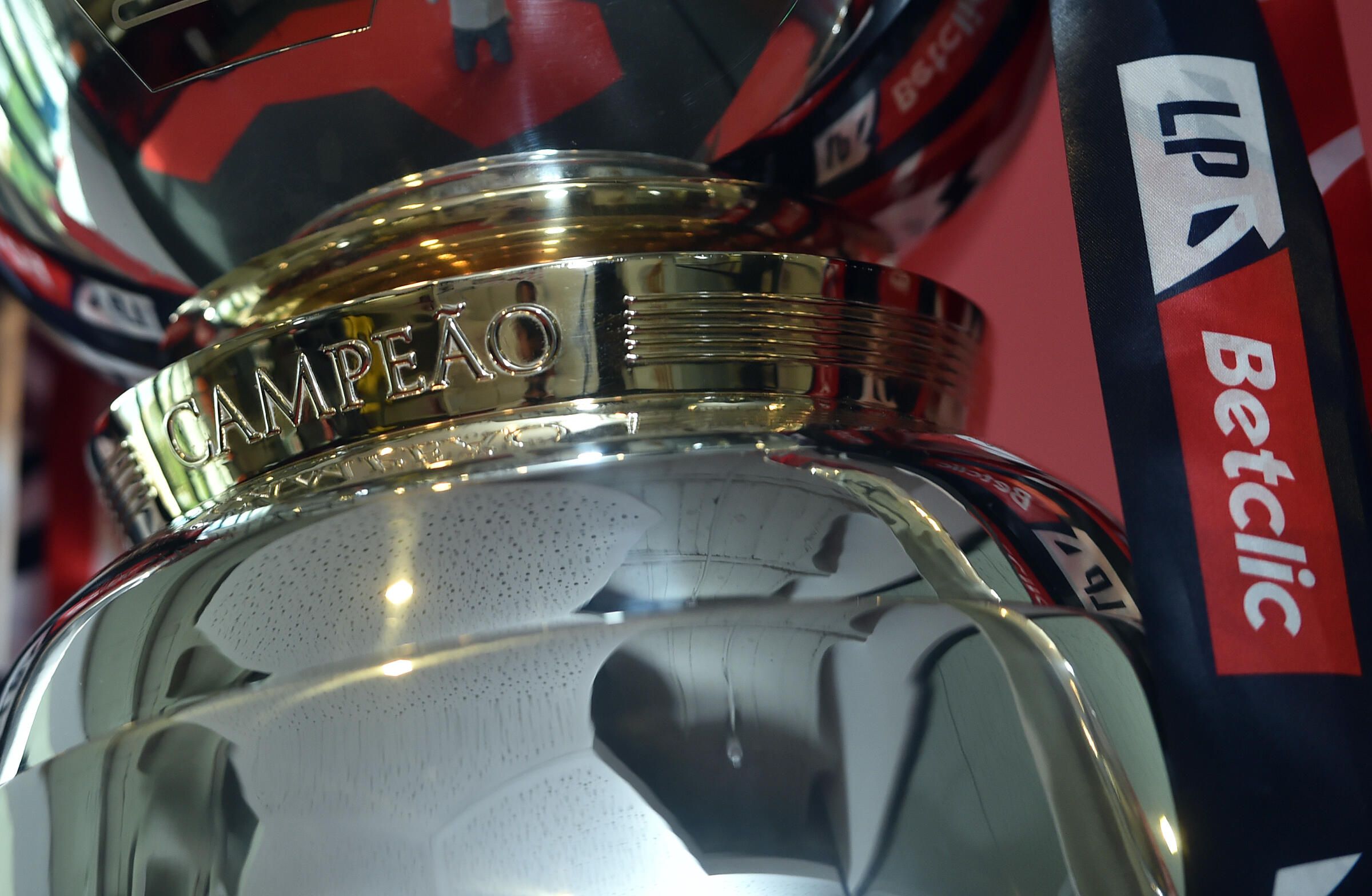 Troféu da Liga Betclic Portugal na redação de A BOLA - Foto: Miguel Nunes