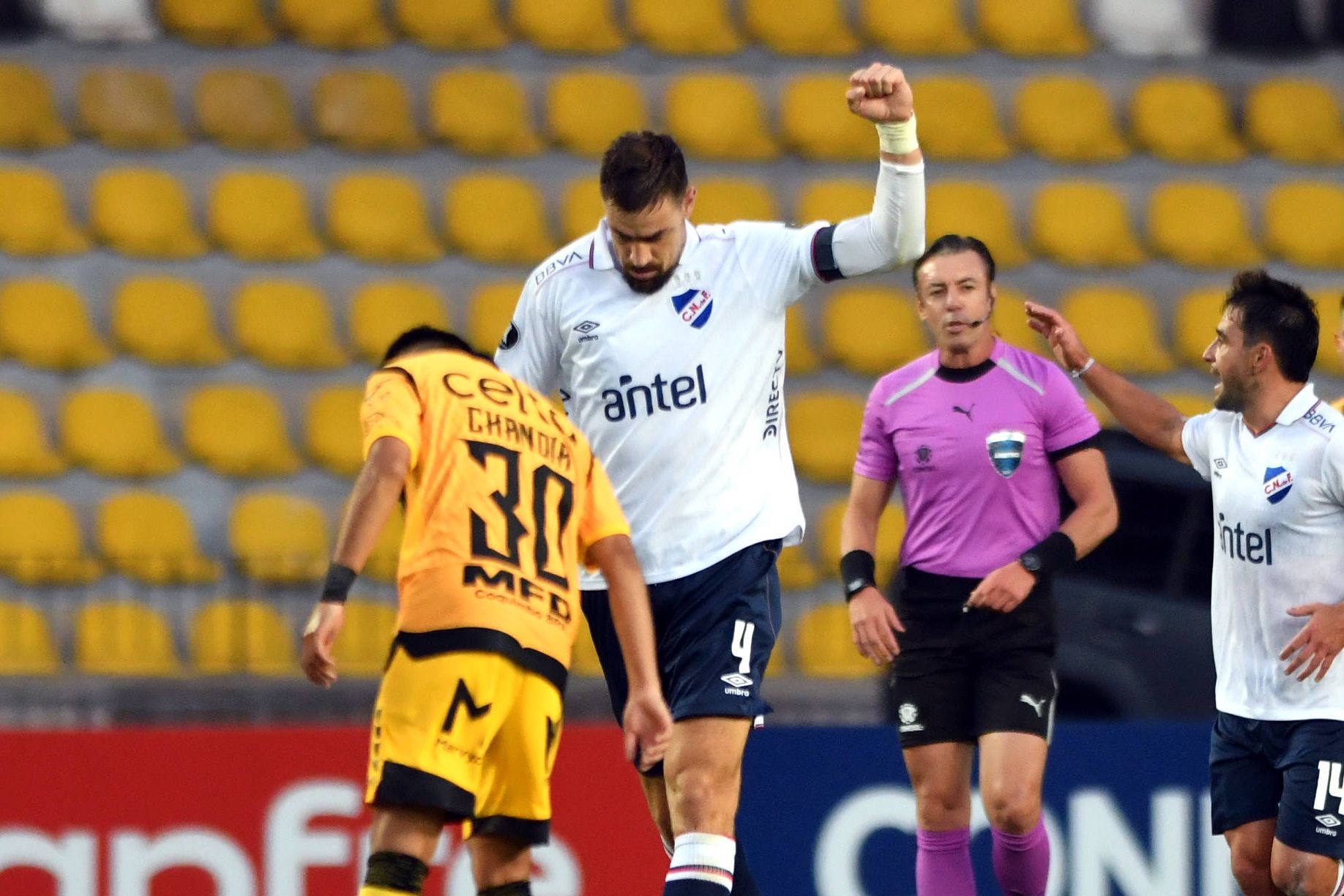 Sebastian Coates, ex-Sporting e jogador do Nacional