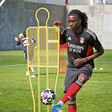 Jaden Umeh, extremo do Benfica (foto: SL Benfica)