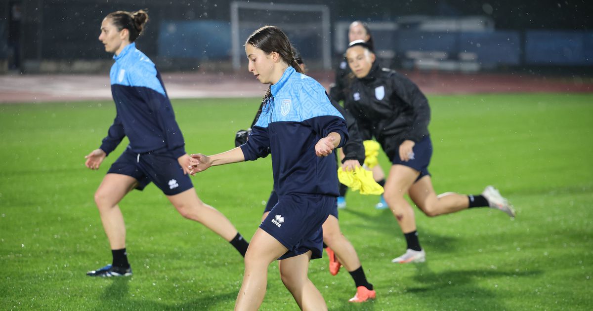 Pior seleção do Mundo passa a ter equipa feminina