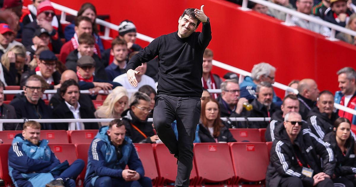 Iraola anunciou saída do Bournemouth e já tem pretendente na Premier