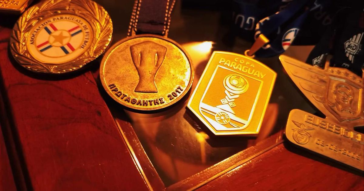 Foi assim que Cardozo anunciou o fim da carreira de futebolista