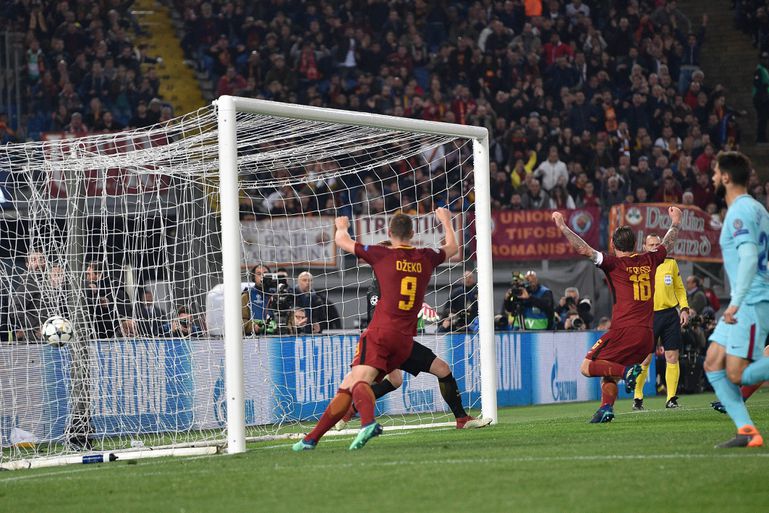 Roma-Barcelona (3-0), a 10 de abril de 2018 - 4-4 no agregado dos quartos de final da Champions 2017/18 - italianos apurámos graças ao golo fora na primeira mão