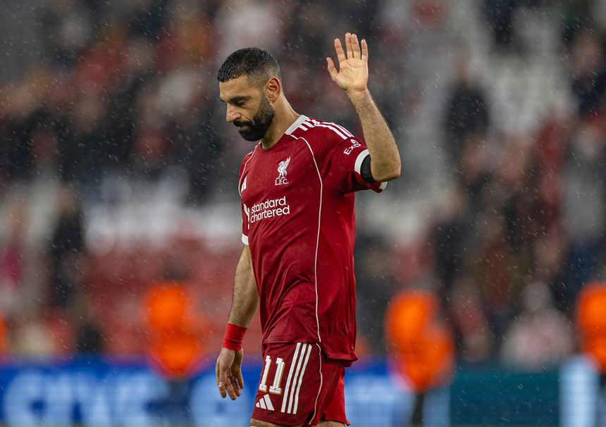 A desilusão de Salah após o jogo com o PSG, em Anfield - Foto: IMAGO