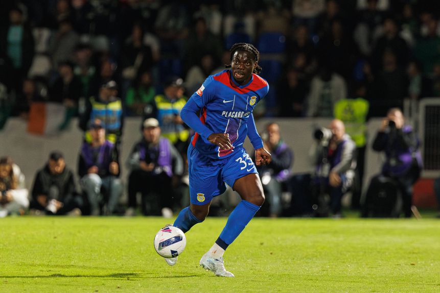 Bastien Meupiyou, defesa do Alverca (IMAGO)