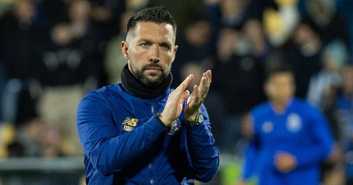 Farioli comenta episódio com Moffi e Francisco Moura