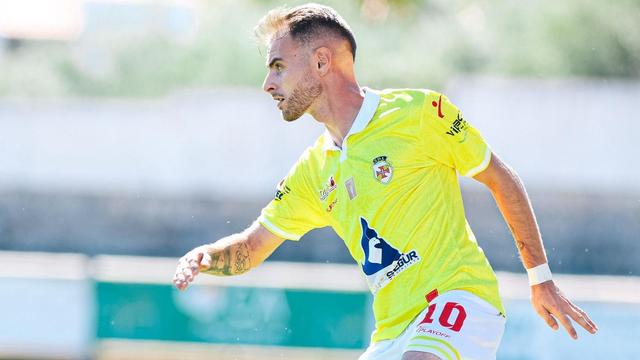 Guga é herói do clube da sua freguesia, no qual foi formado e onde vai na quinta temporada enquanto sénior - Foto: Gabriel_Reis_Desporto