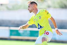 Guga é herói do clube da sua freguesia, no qual foi formado e onde vai na quinta temporada enquanto sénior - Foto: Gabriel_Reis_Desporto