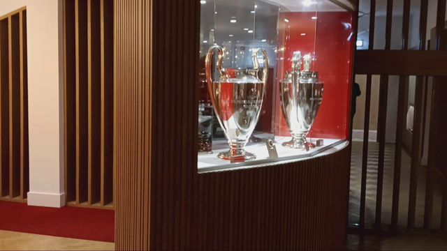 Das históricas 'orelhudas' ao plantel da (dupla) glória: o corredor do City Ground