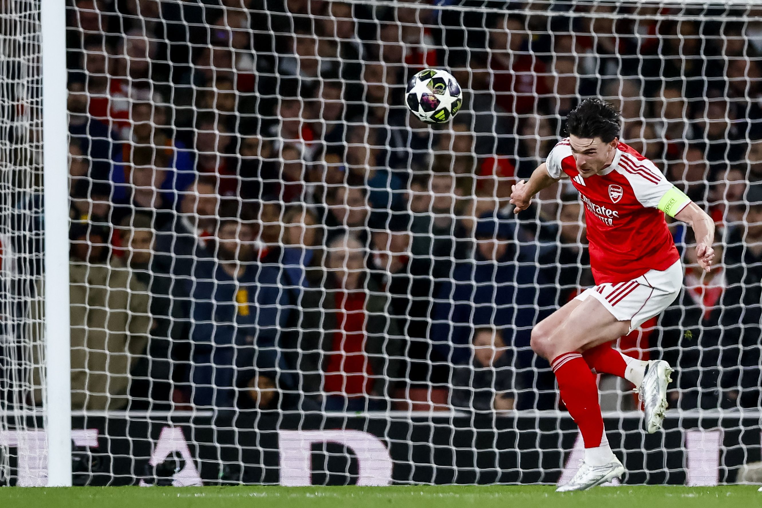 Declan Rice perto do golo no jogo entre o Arsenal e o Sporting - Foto: EPA