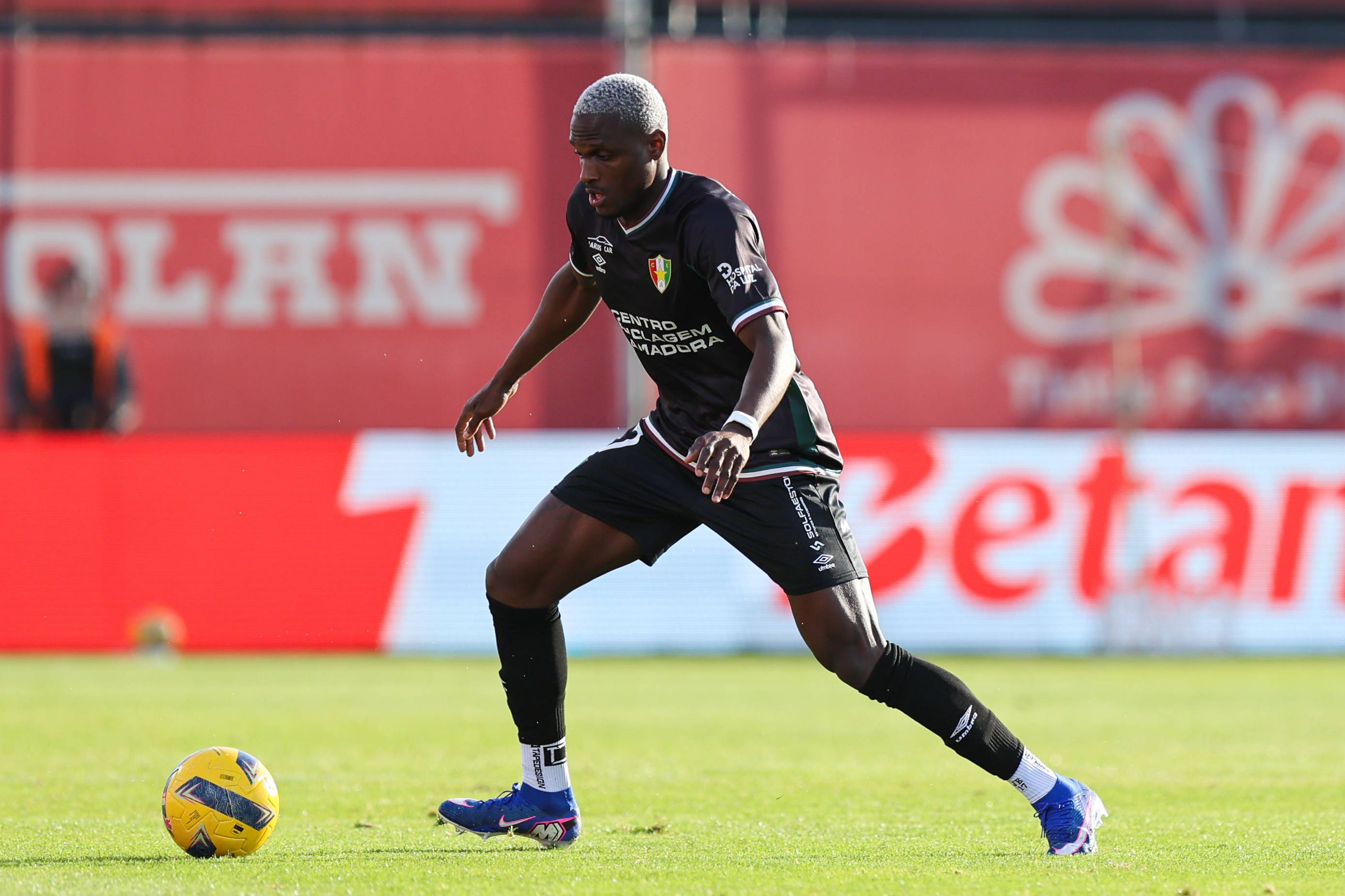 Guineense vai cumprir castigo e, como tal, não estará disponível para o duelo com os lobos da Serra da Freita