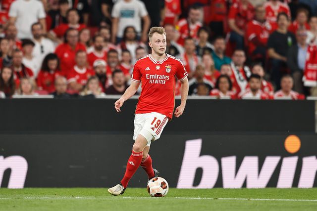 Antigo treinador de Tengstedt defende: «Há mais problemas na equipa do que ele»