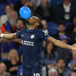 Premier League: melhor Chelsea da época isola-se no 6.º lugar
