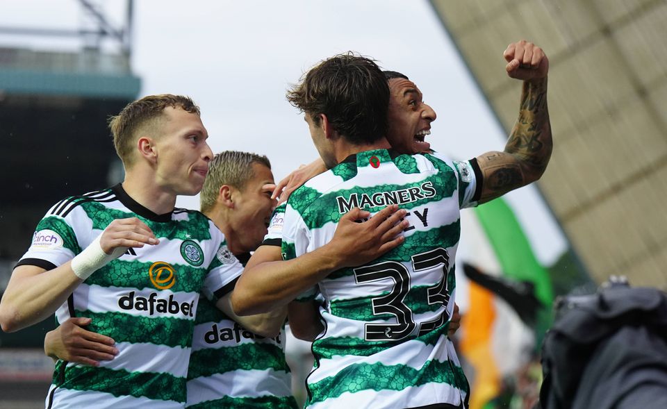 Celtic, de Paulo Bernardo, faz o tri e festeja o 54.º campeonato da Escócia